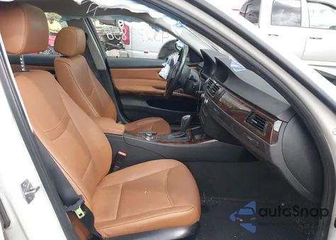 2011 BMW 328I xDrive z USA, uszkodzony, nr VIN WBAPK5C5XBF126747